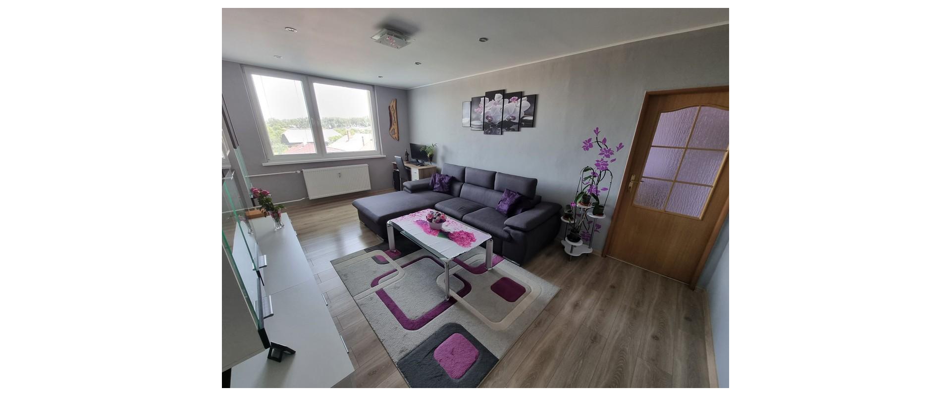 2 Izbový byt s garážou, 56m2, lodžia, Ruskov