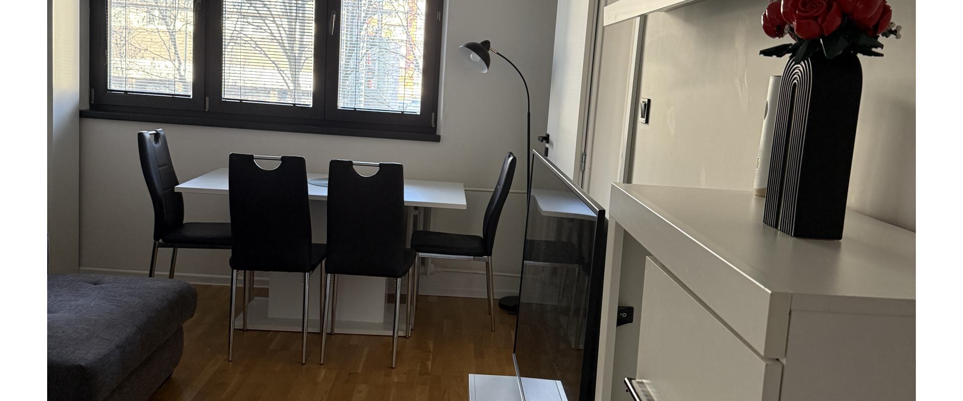 Prenájom moderného 3-izbového bytu v Ružinove