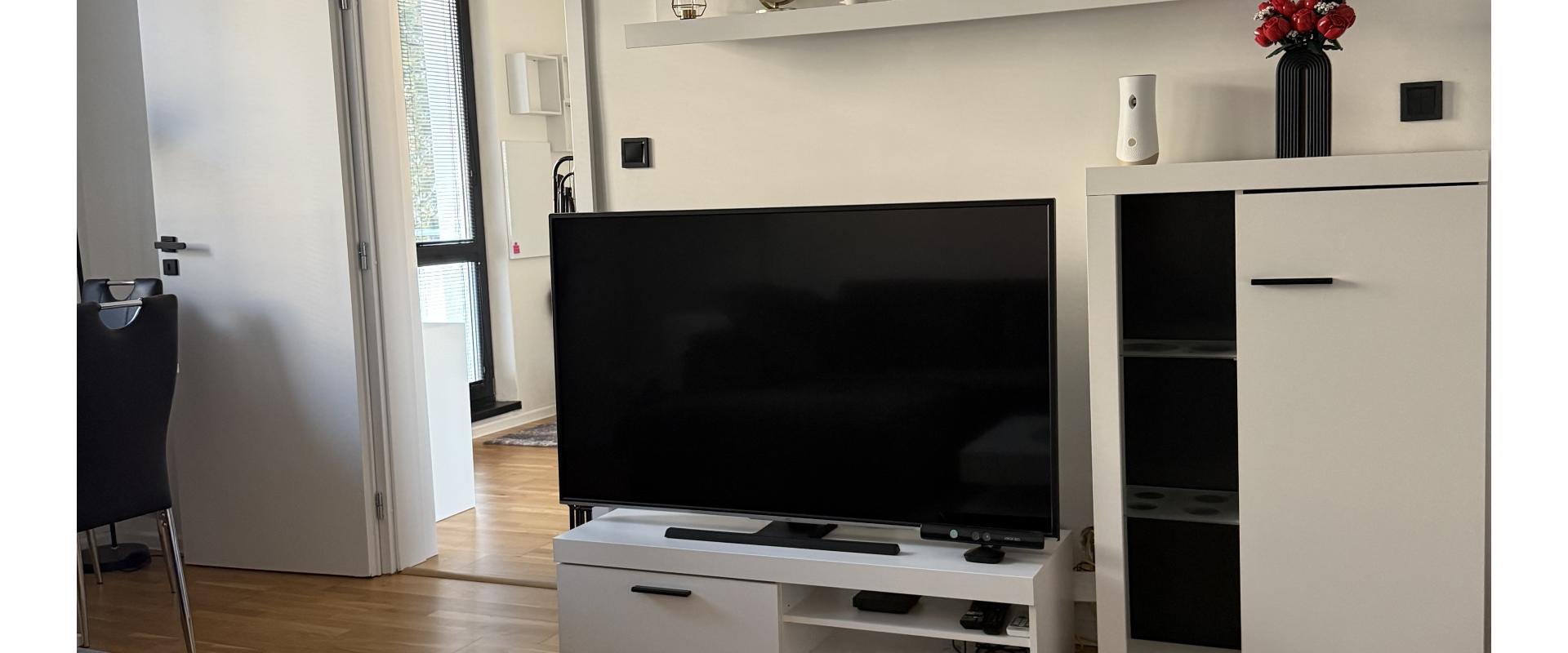 Prenájom moderného 3-izbového bytu v Ružinove