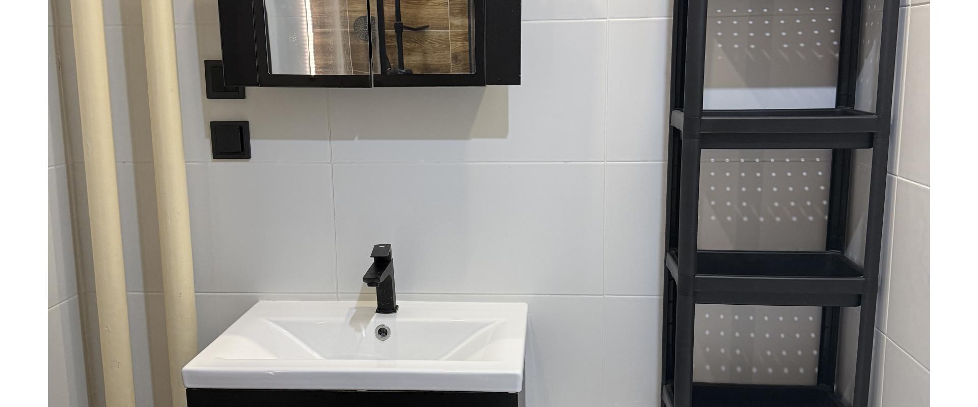 Prenájom moderného 3-izbového bytu v Ružinove