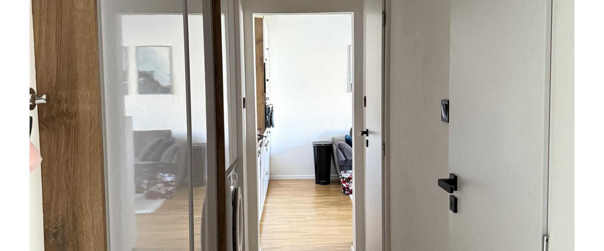 Prenájom moderného 3-izbového bytu v Ružinove