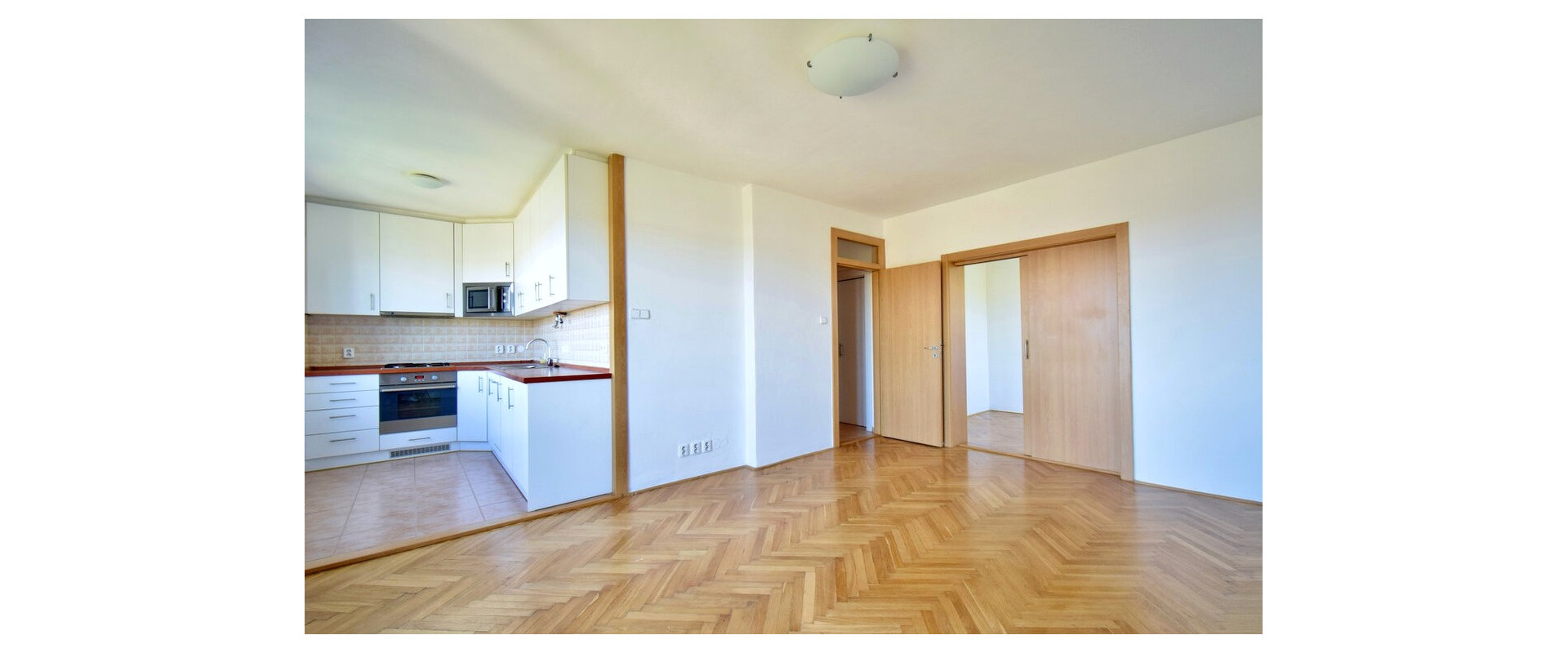 PREDAJ | Priestranný 3-izbový byt TOP lokalita