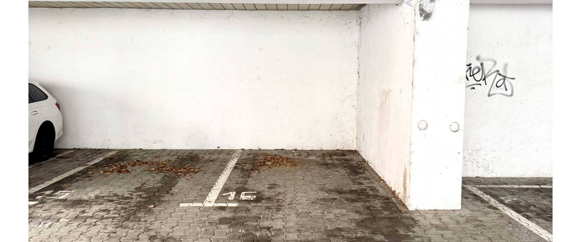 Na Prenájom-Garážové parkovacie miesto Šamorín- Gazdovský Rad