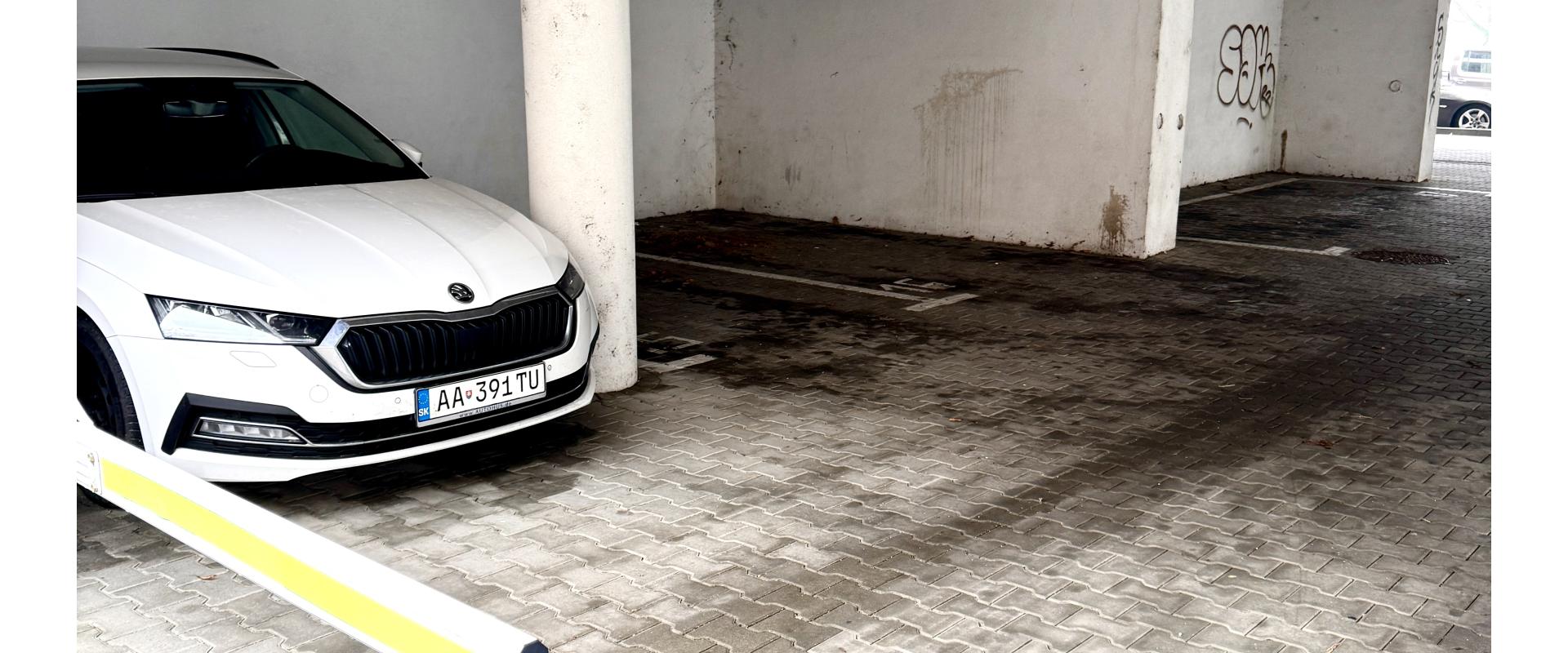 Na Prenájom-Garážové parkovacie miesto Šamorín- Gazdovský Rad