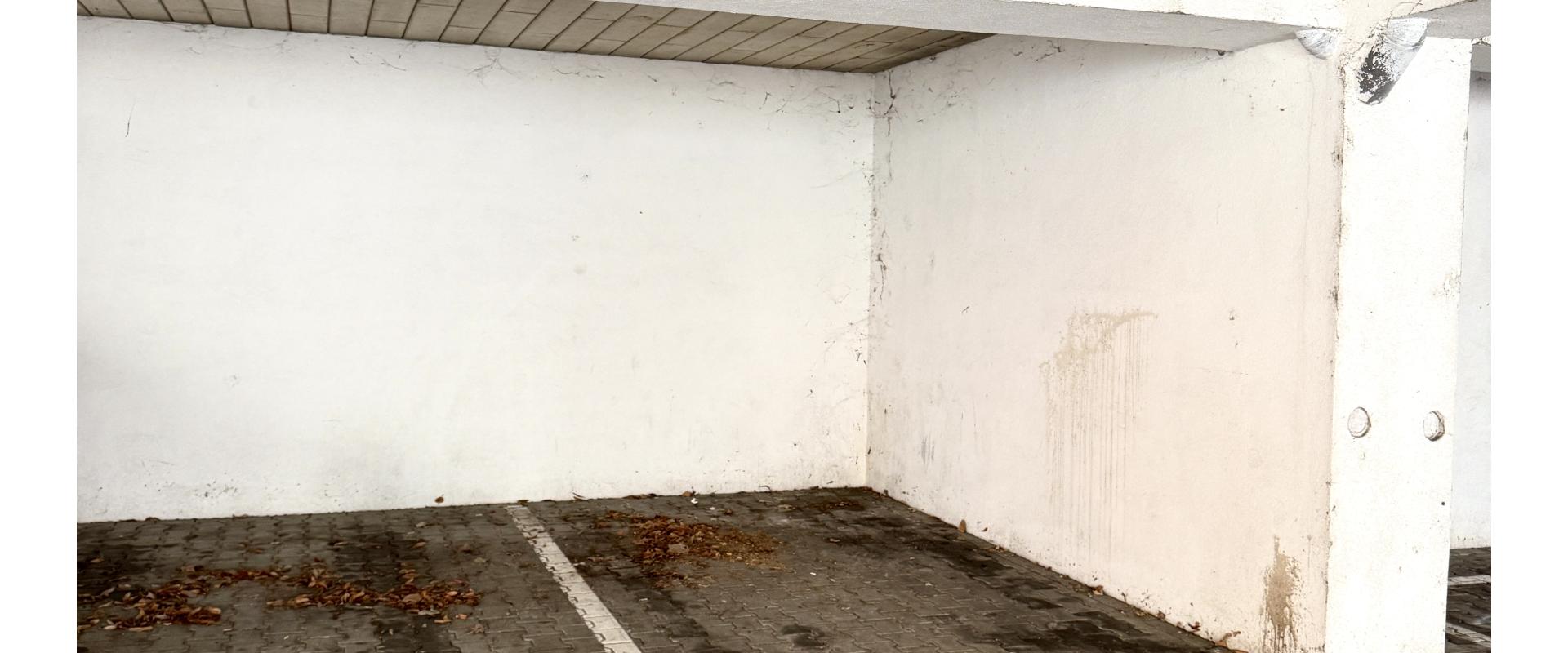 Na Prenájom-Garážové parkovacie miesto Šamorín- Gazdovský Rad