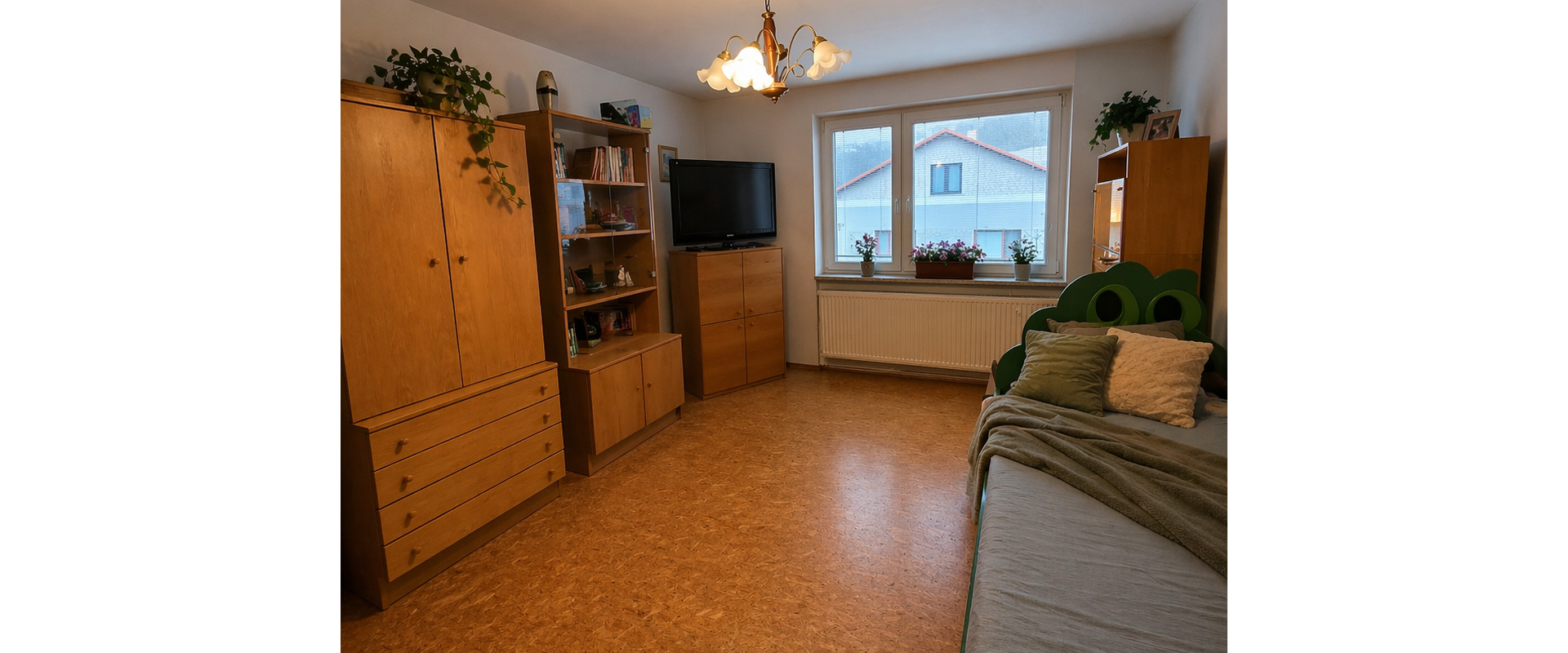 Rodinný dom s garážou a záhradou v okolí Prievidze