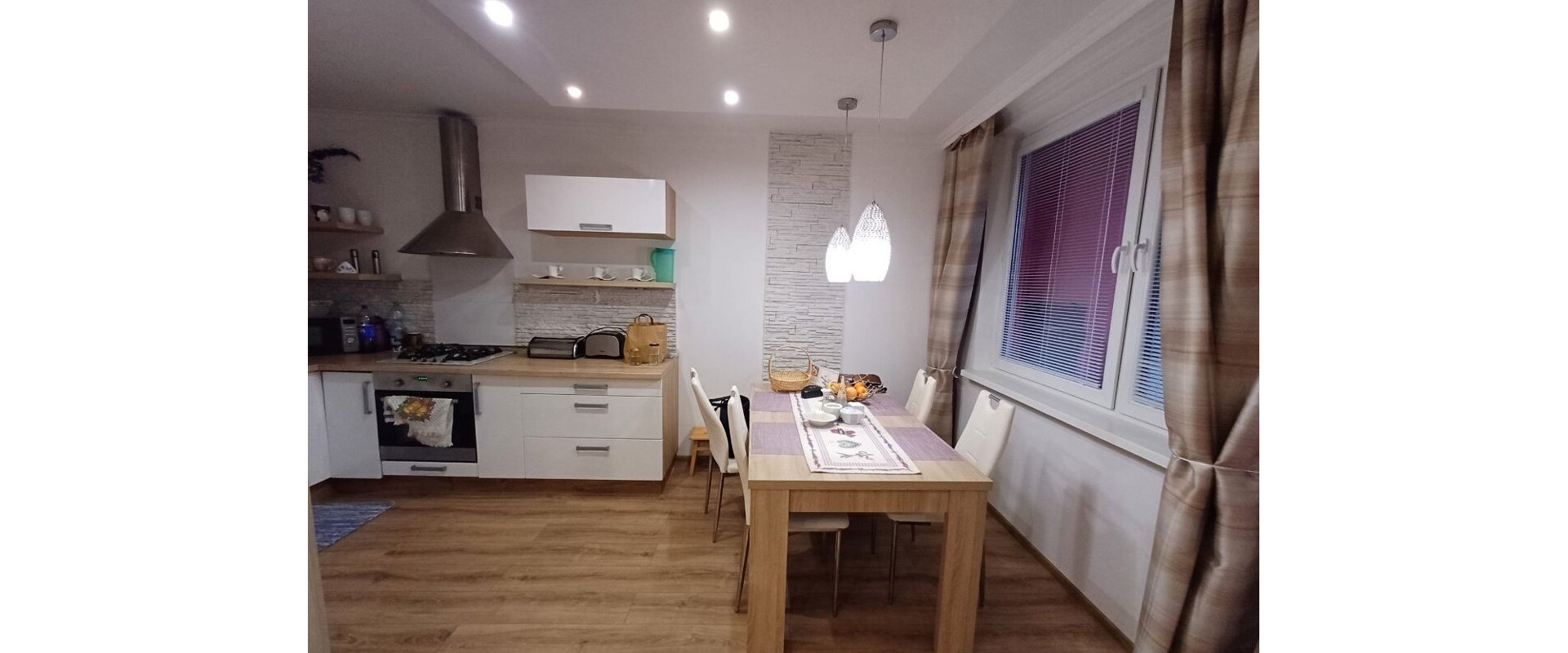 Prenájom priestranný 3-izbový byt v širšom centre Košíc