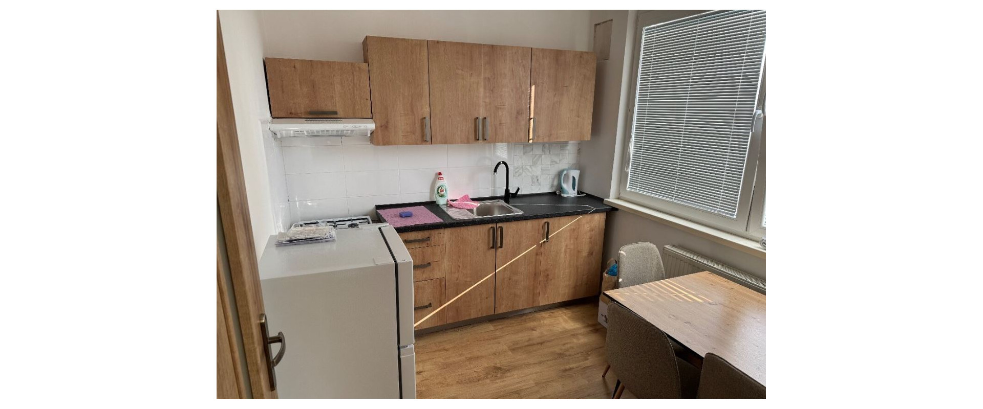 PONUKA PRENÁJMU: Kompletne zrekonštruovaný 1-izbový byt