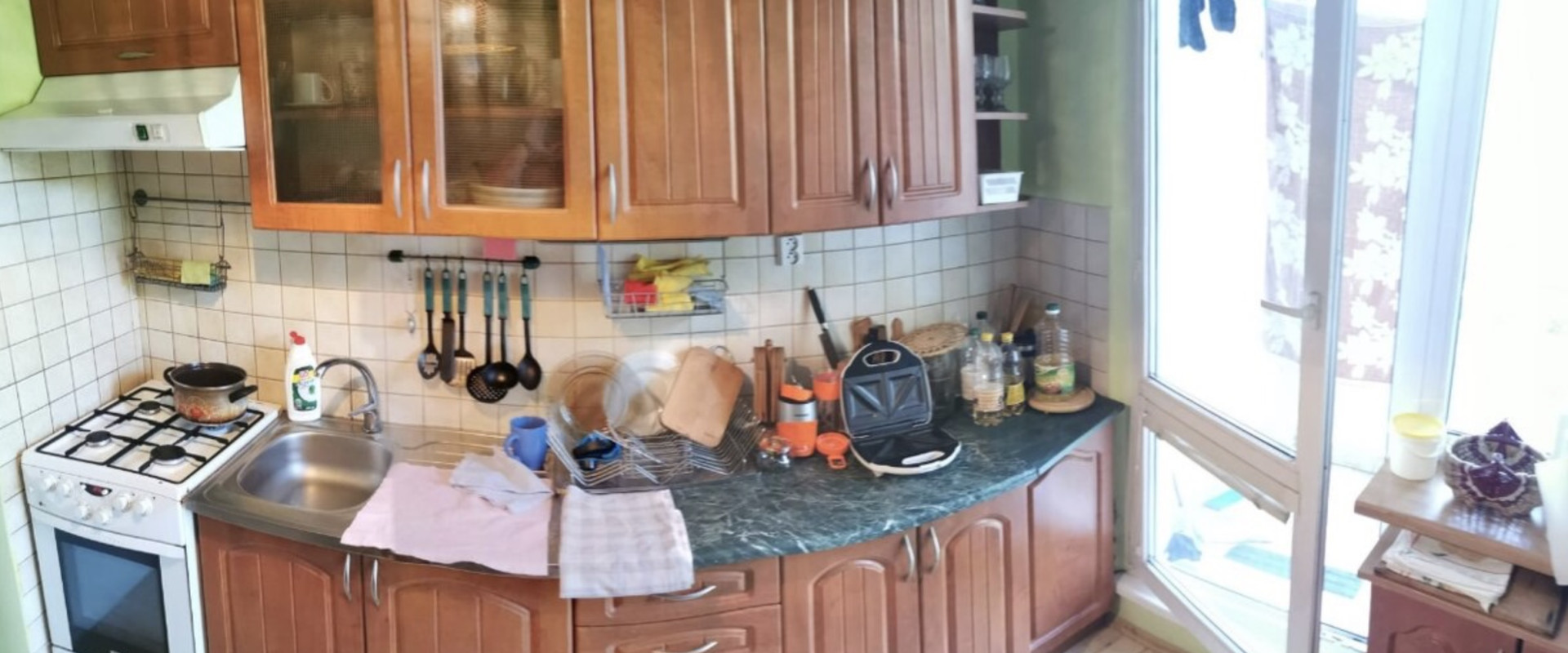 Prenájom veľkej izby v 3-izbovom byte v Podlaviciach