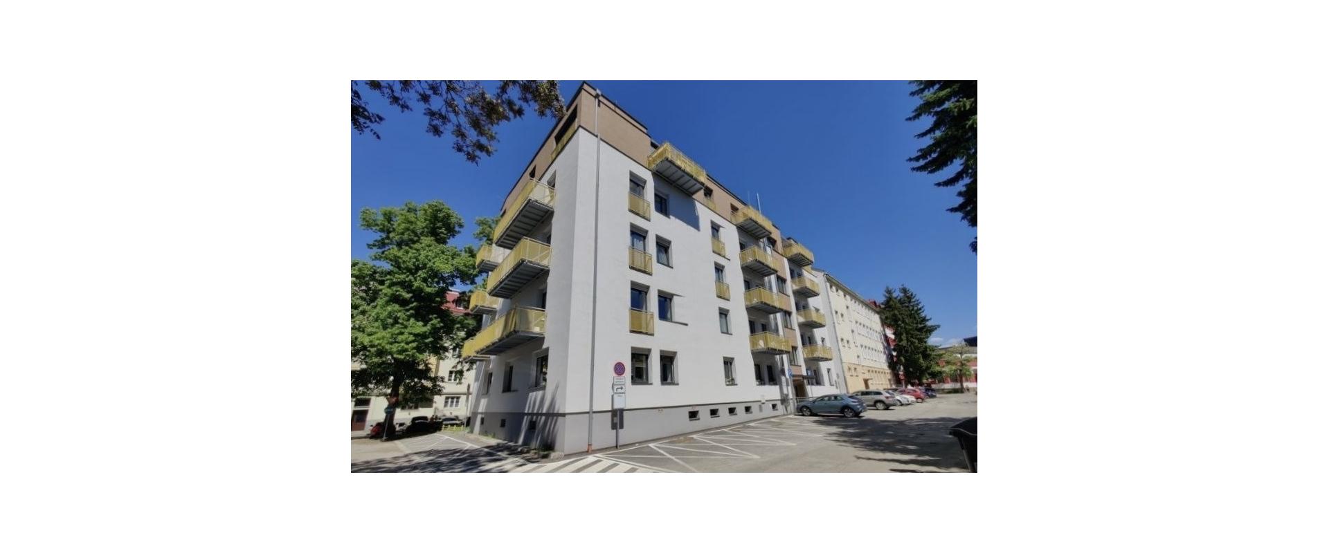 PREDAJ  SÚKROMNÝ ATÓMOVÝ KRYT CENTRUM BANSKEJ BYSTRICE