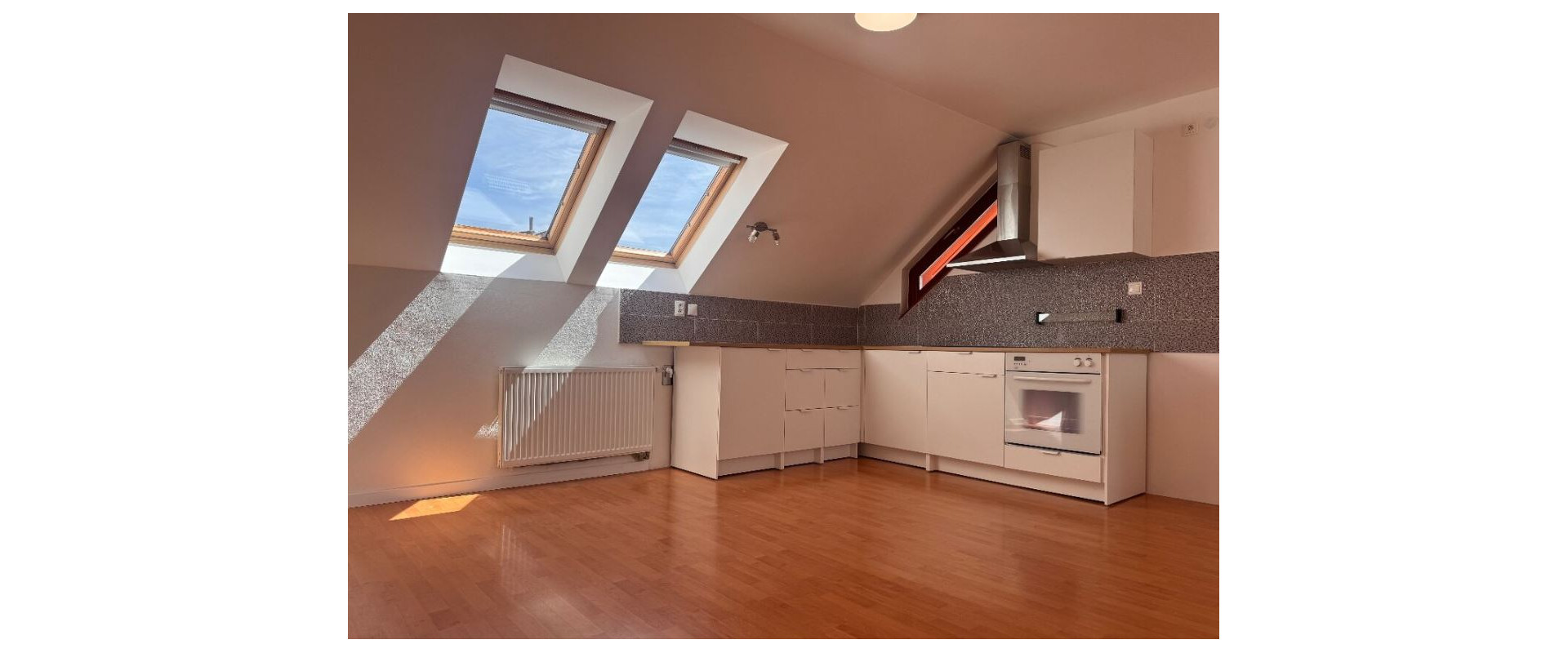 Ponúkam na prenájom nadštandardný 3-izbový byt