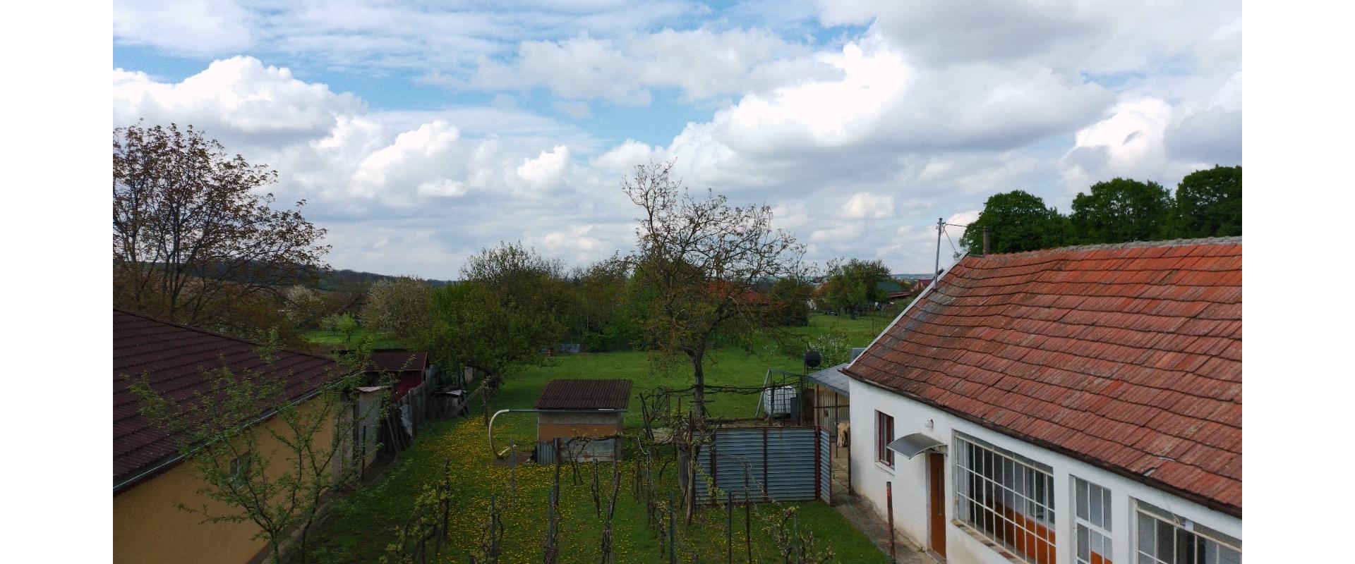 NA PREDAJ DOM NA ROZSIAHLOM POZEMKU 1709 m2, Lehota