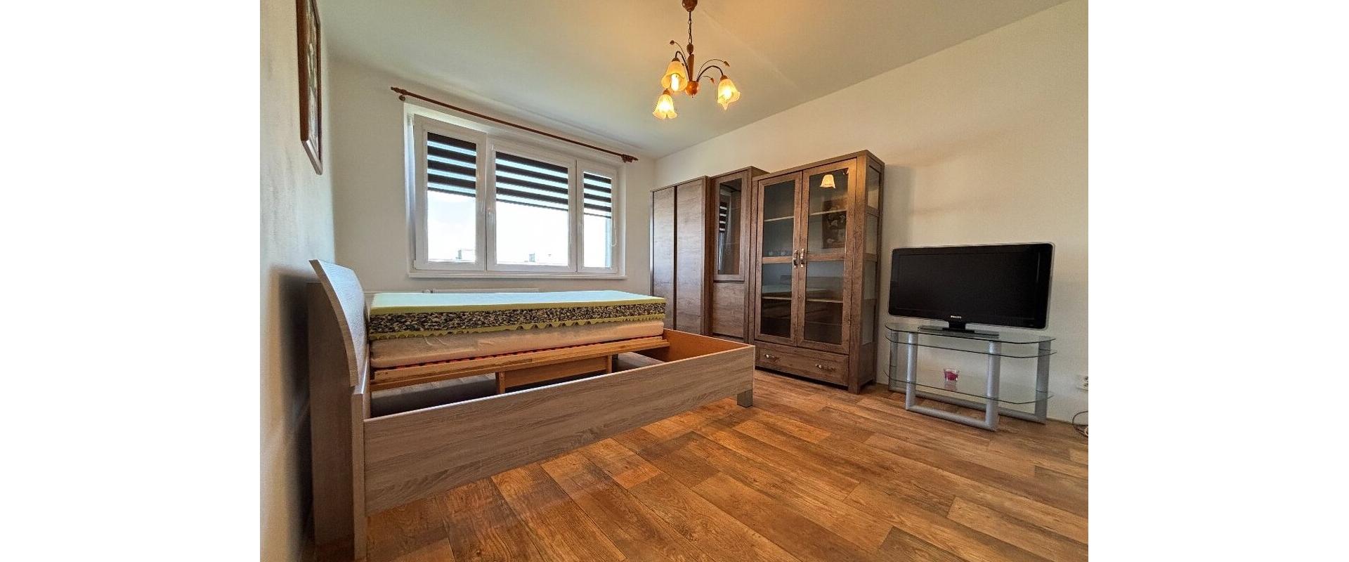 Na prenájom priestranný 2-izbový byt – ul. Pražská (Terasa)