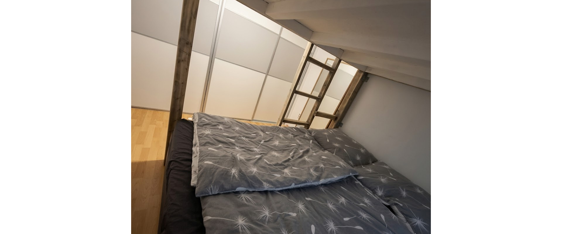 2-izbový byt s klimatizáciou a balkónom -  PRENÁJOM - MOST PRI BRATISLAVE