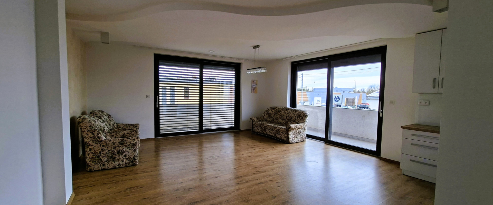 Na prenájom nadštandardný 2-izbový byt - 65 m² v centre Vranova nad Topľou.