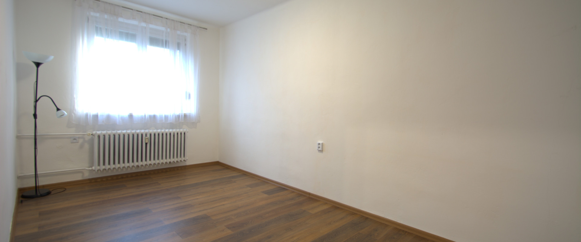 PREDAJ | Svetlý 3-izbový byt po čiastočnej rekonštrukcií