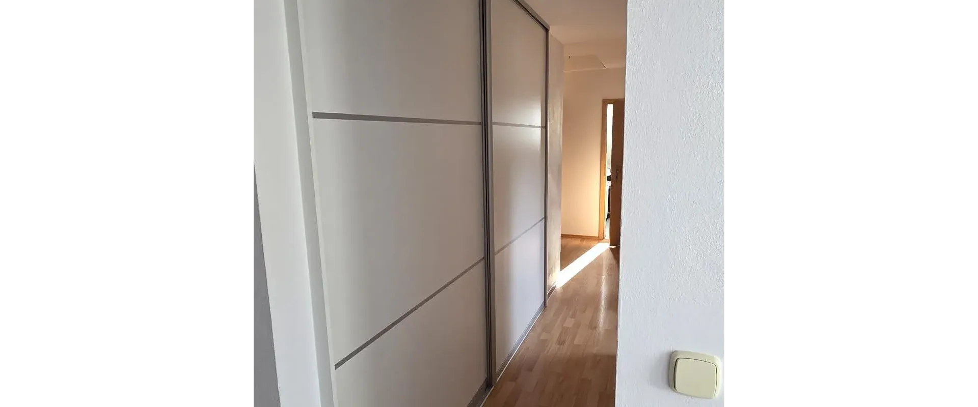 Rozľahlý 4-izb. podkrovný byt s vlastnou garážou - Bôrik, ZA