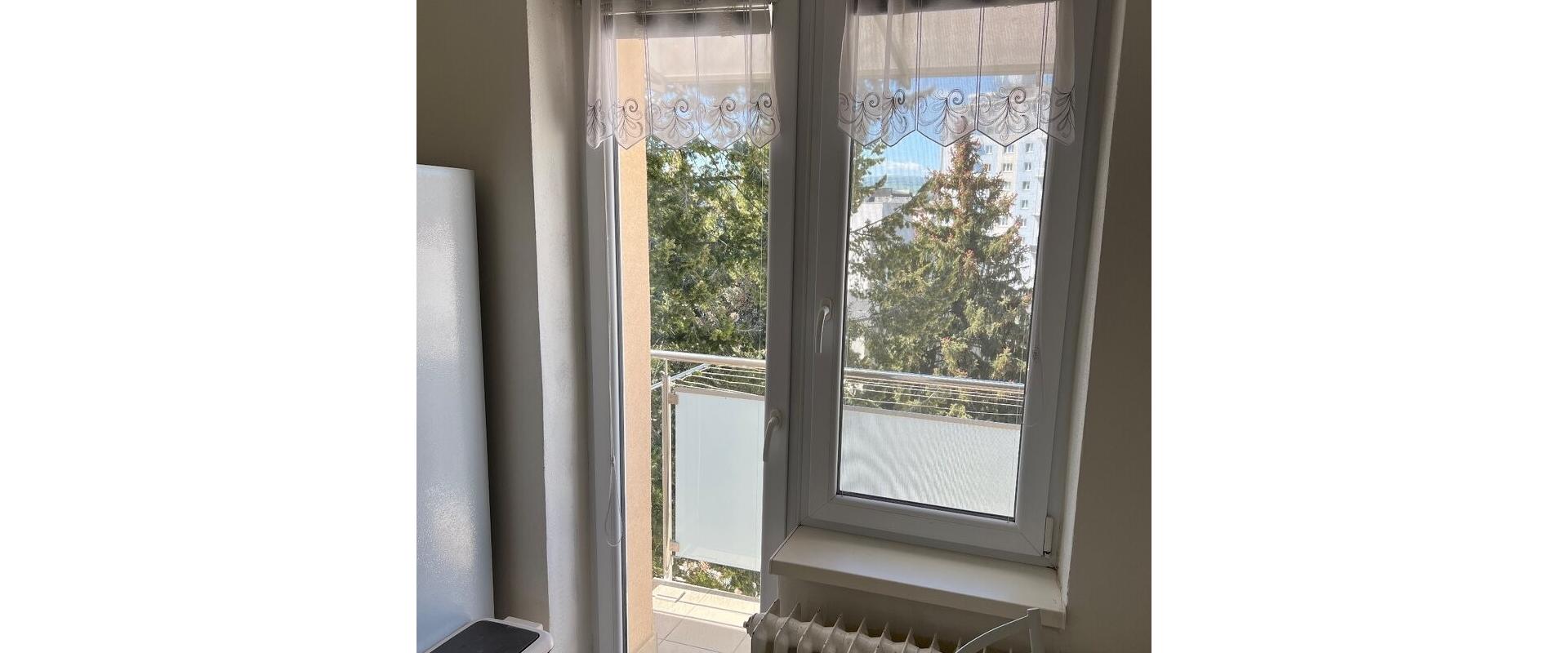 Krásny 1-izbový byt s balkónom priamo v centre