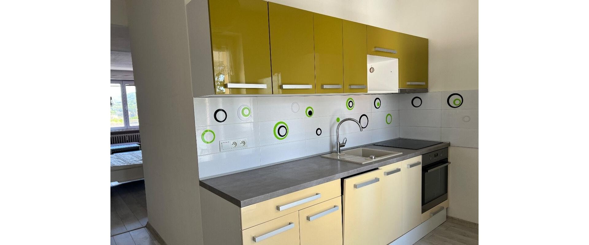 Krásny 1-izbový byt s balkónom priamo v centre
