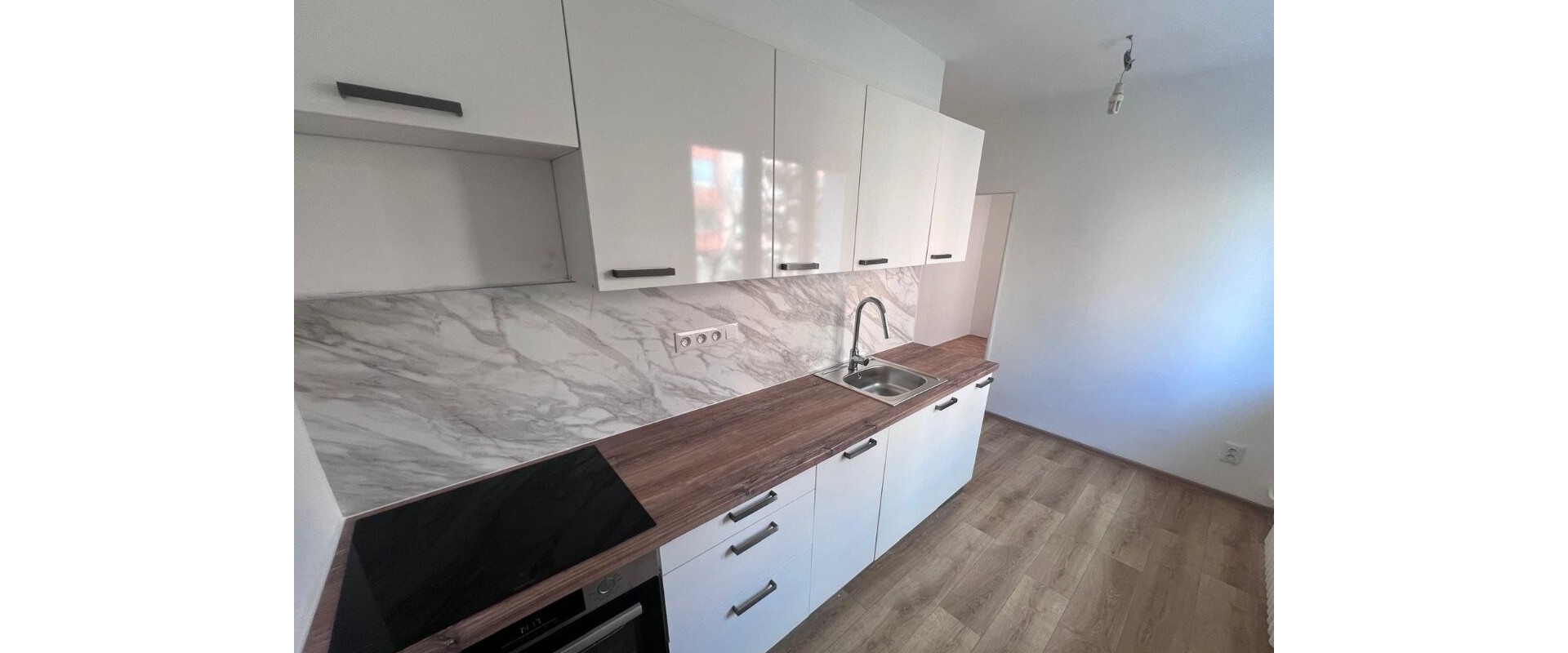 EXKLUZÍVNE ! PREDAJ 3.IZBOVÉHO BYTU 68m2 PIEŠŤANY