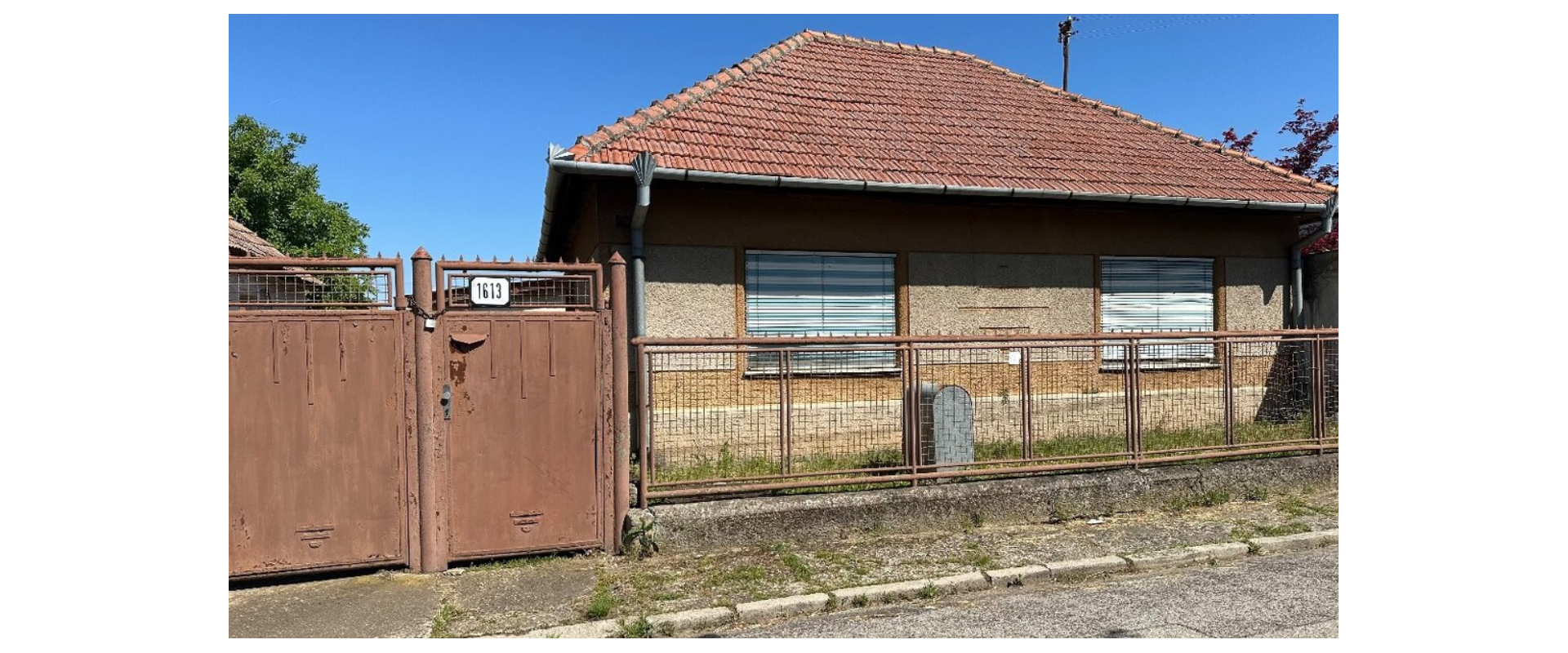 Na predaj rodinný dom s veľkým pozemkom v tichej lokalite