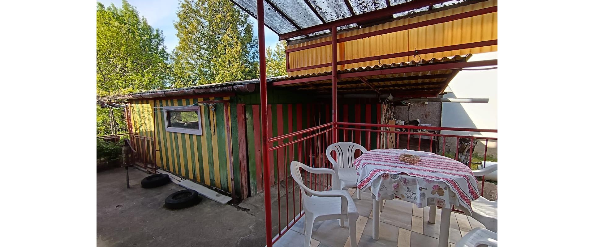 Poctivý dom v centre Levíc: Tichá lokalita a skvelá cena