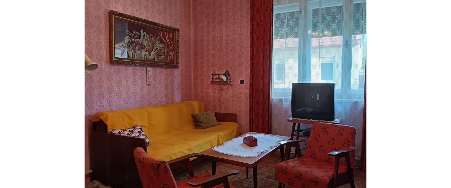 Poctivý dom v centre Levíc: Tichá lokalita a skvelá cena