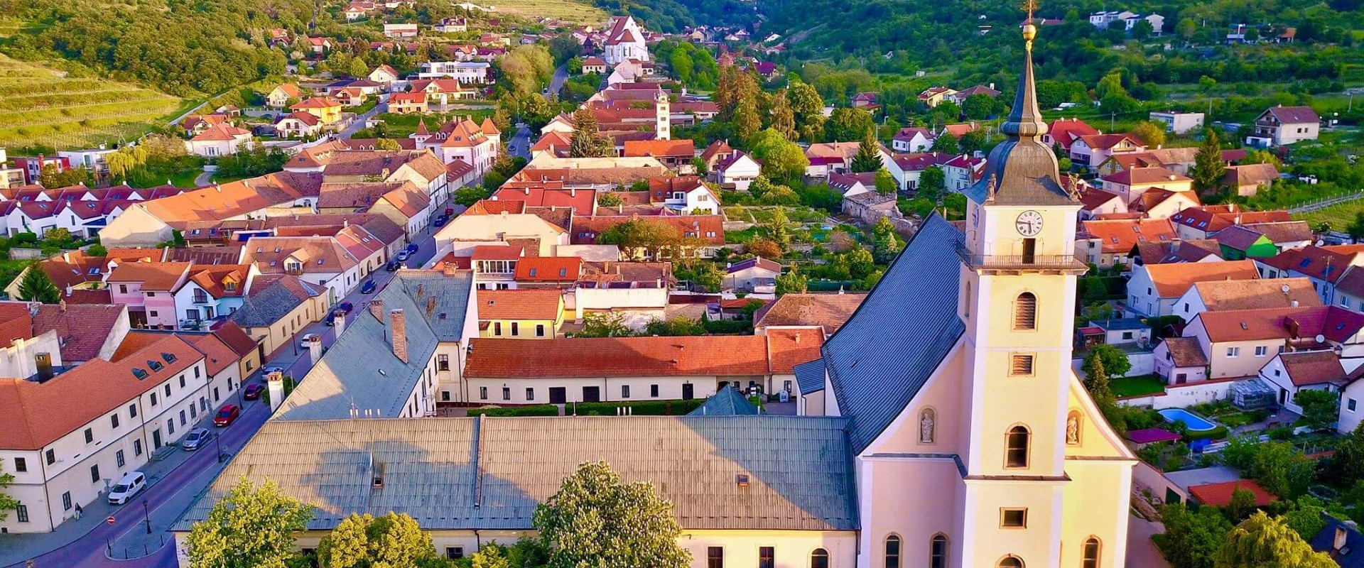 Predaj pozemku určeny na vystavbu rodinnych domov Svätý Jur