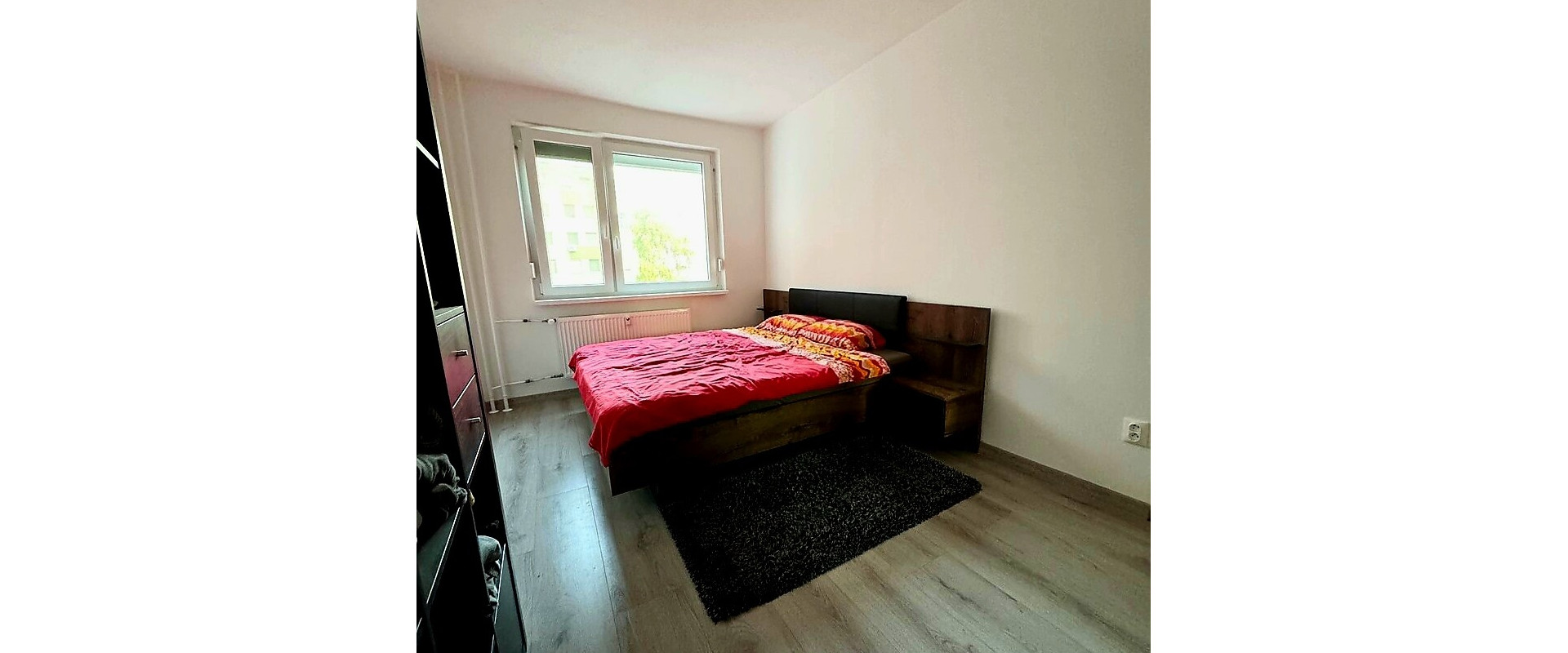 NA PREDAJ KOMPLETNE ZREKONŠTRUOVANÝ 3-IZBOVÝ BYT VEĽKÝ MEDER