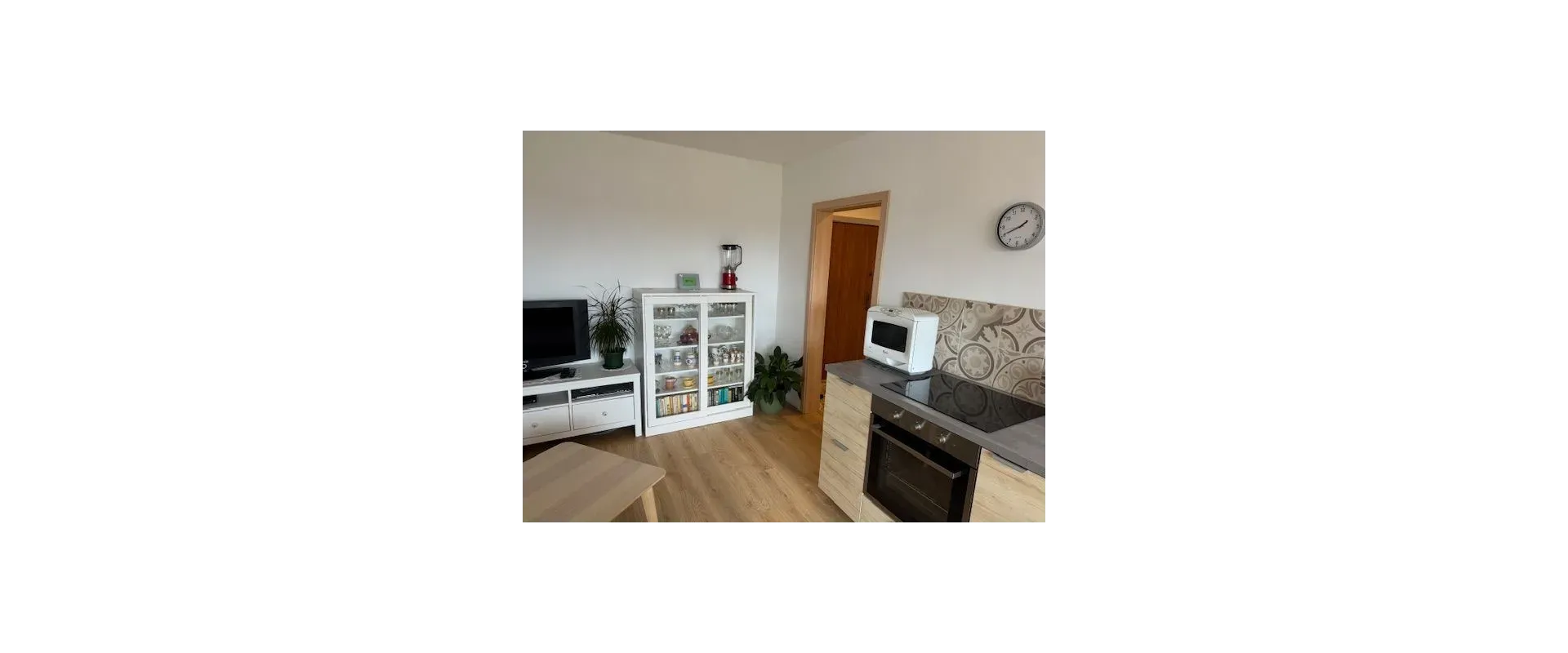 Nadčasovo zariadený 2-izbový byt po kompletnej rekonštrukcii