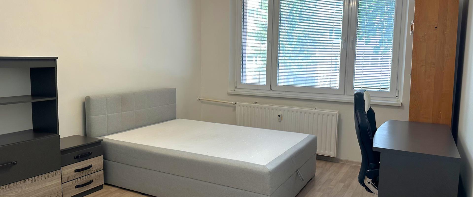 PREDAJ | 2-izbový byt kompletne zariadený v príjemnej zelenej lokalite