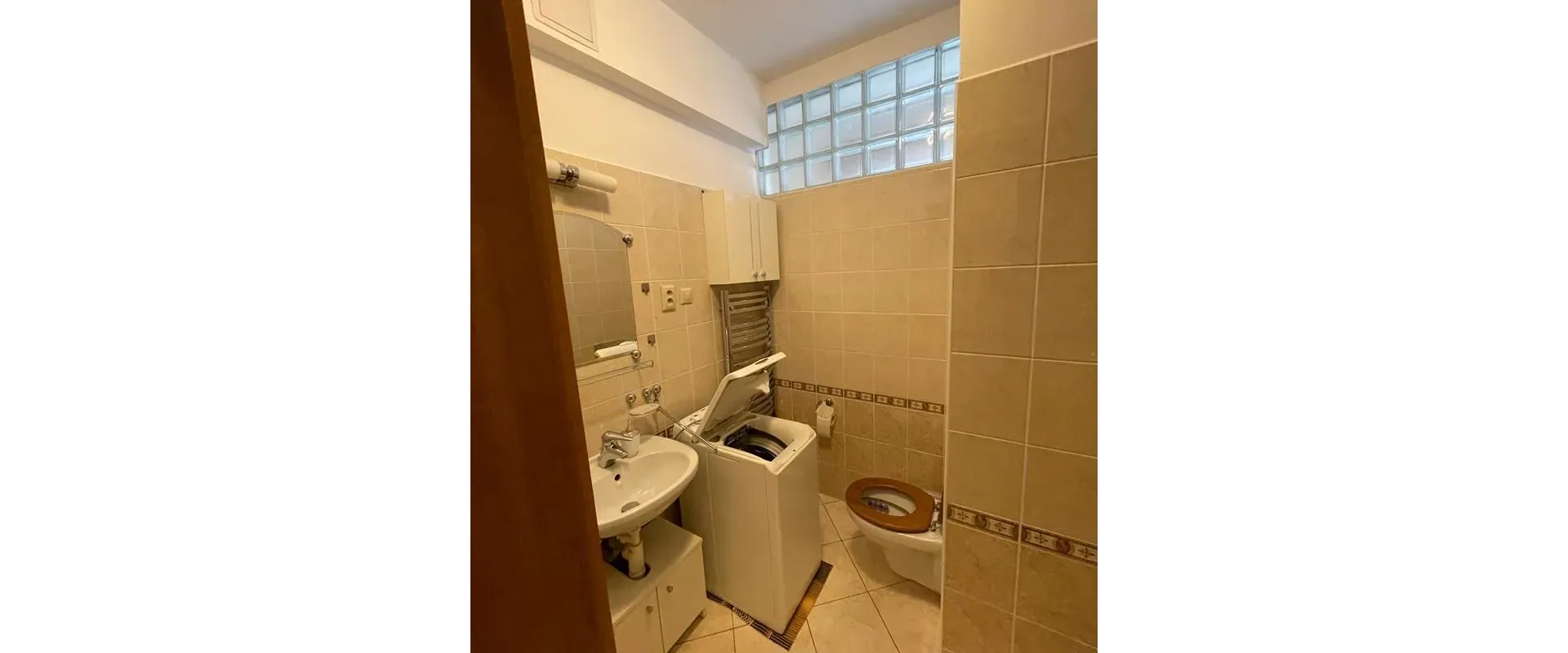 Prenájom 1-izbového bytu - 46 m² s balkónom,  v centre Žiliny
