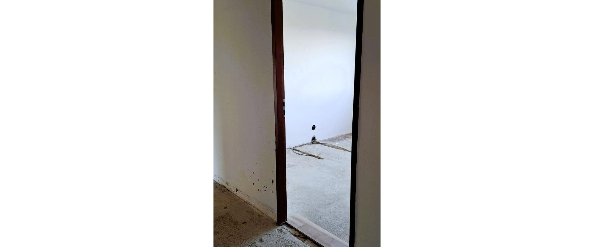 Na predaj 3-izbový byt so začatou rekonštrukciou na sídlisku Lúčna – Vranov nad Topľou.