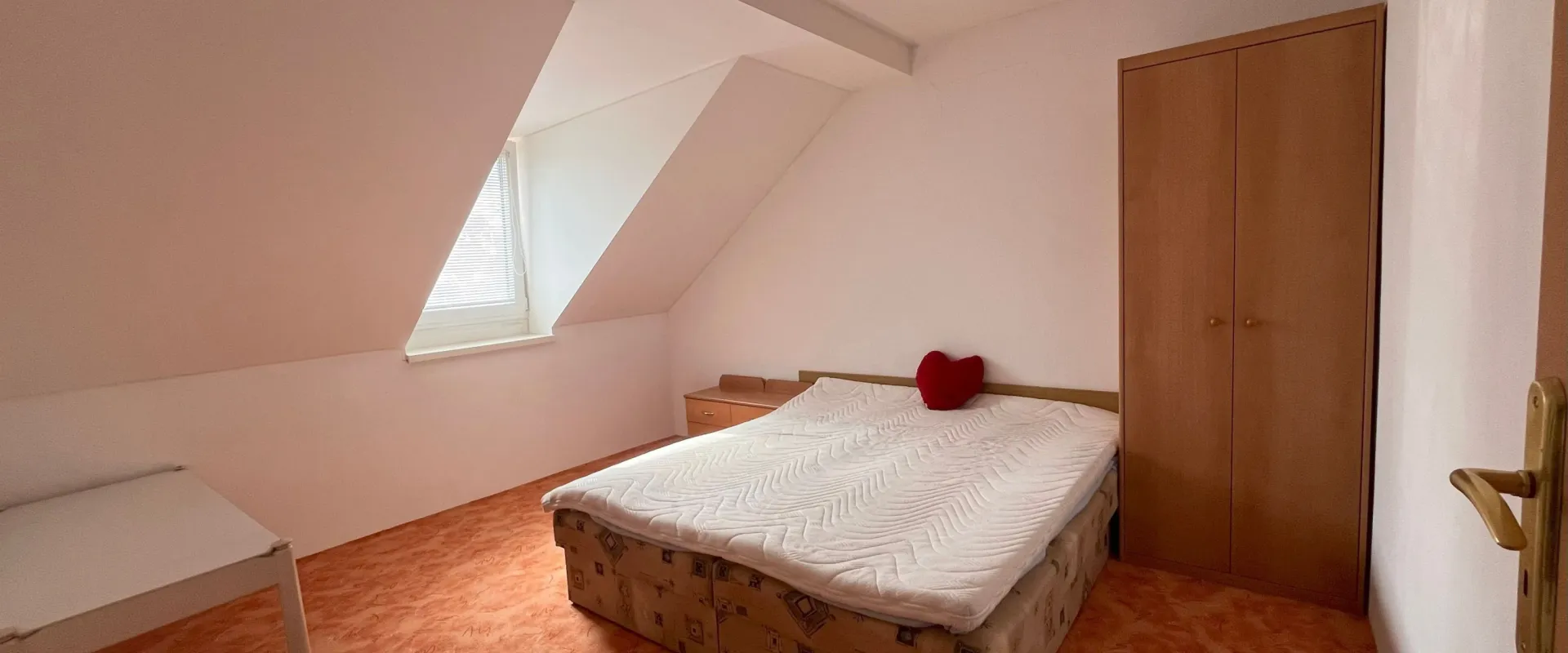 JKV REAL ponúka na predaj priestranný rodinný dom 216 m² MYJAVA