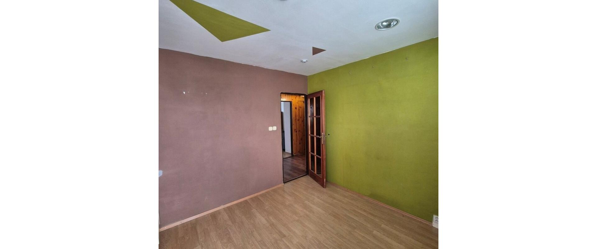 Predaj 3-izbový byt s loggiou | Nad jazerom, Rovníková ulica