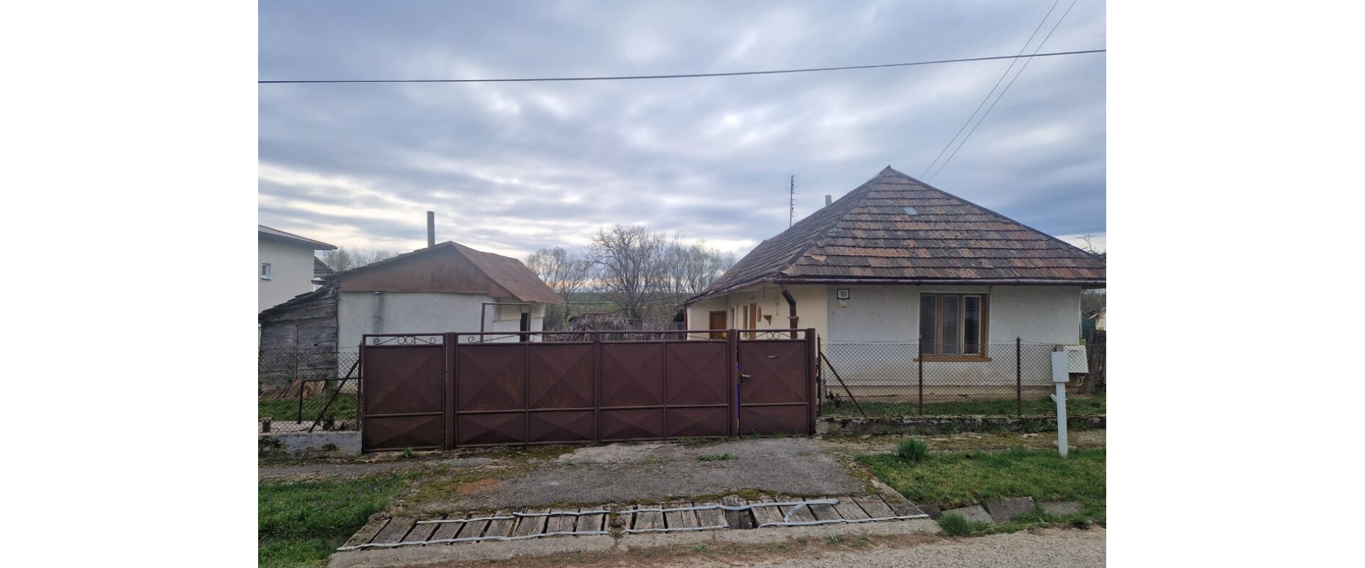 Rodinný dom s veľkým pozemkom v obci Kolta