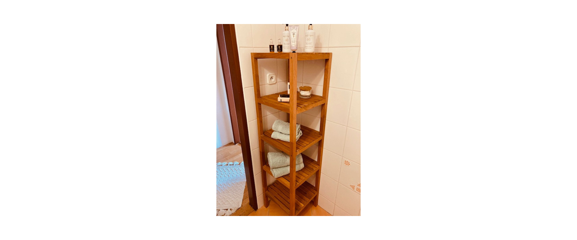 Prenájom 2-izbový byt - 50 m² v pokojnej lokalite - Vlčince
