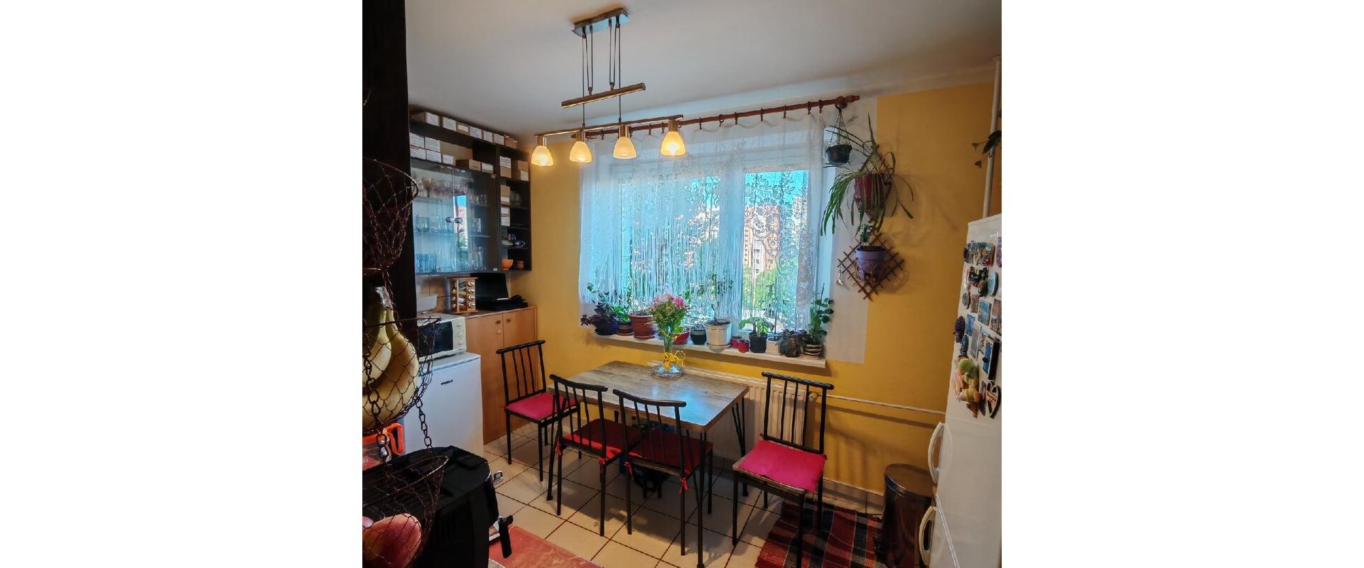 Predám 3 izbový byt 64 m2, balkón, sídlisko Šváby, Prešov