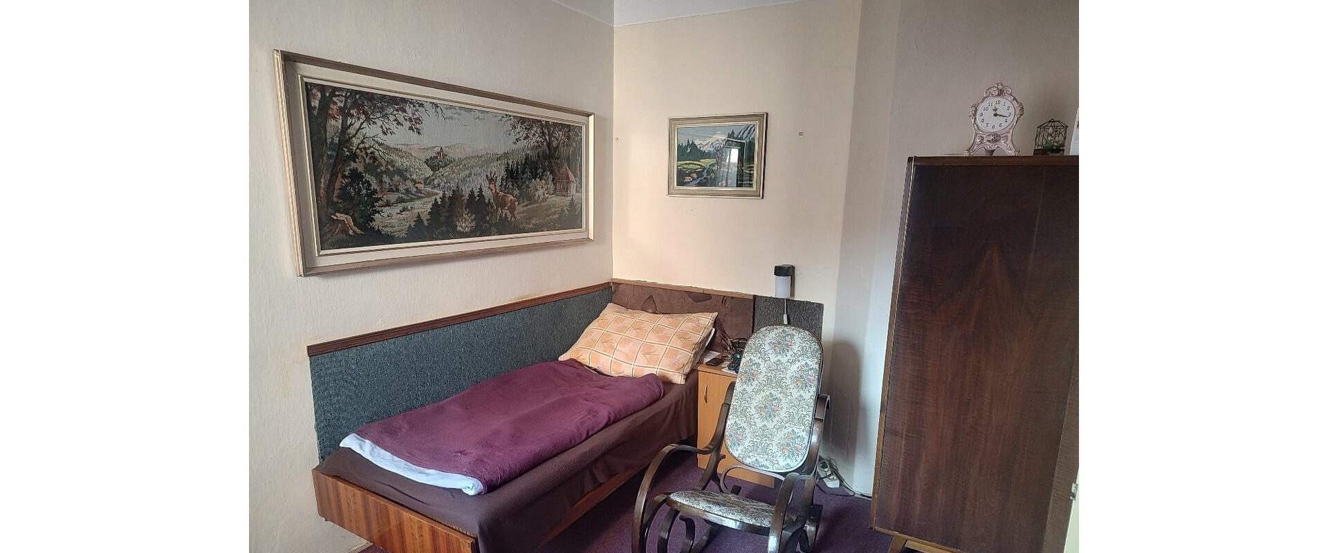 Dvojpodlažný dom na predaj, v obci pár minút autom od Žiliny