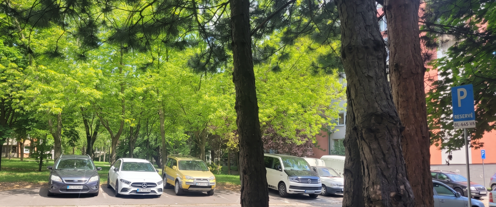 REZERVOVANÉ Predaj 4 izbového bytu v tichej časti Dúbravky