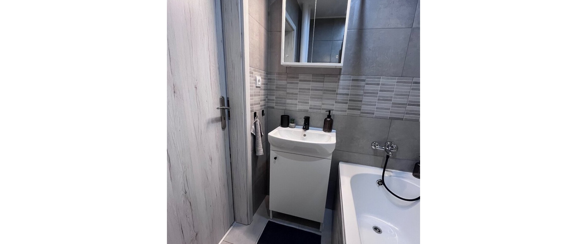 Na prenájom útulný 1,5-izbový byt s balkónom–Hlinkova ulica