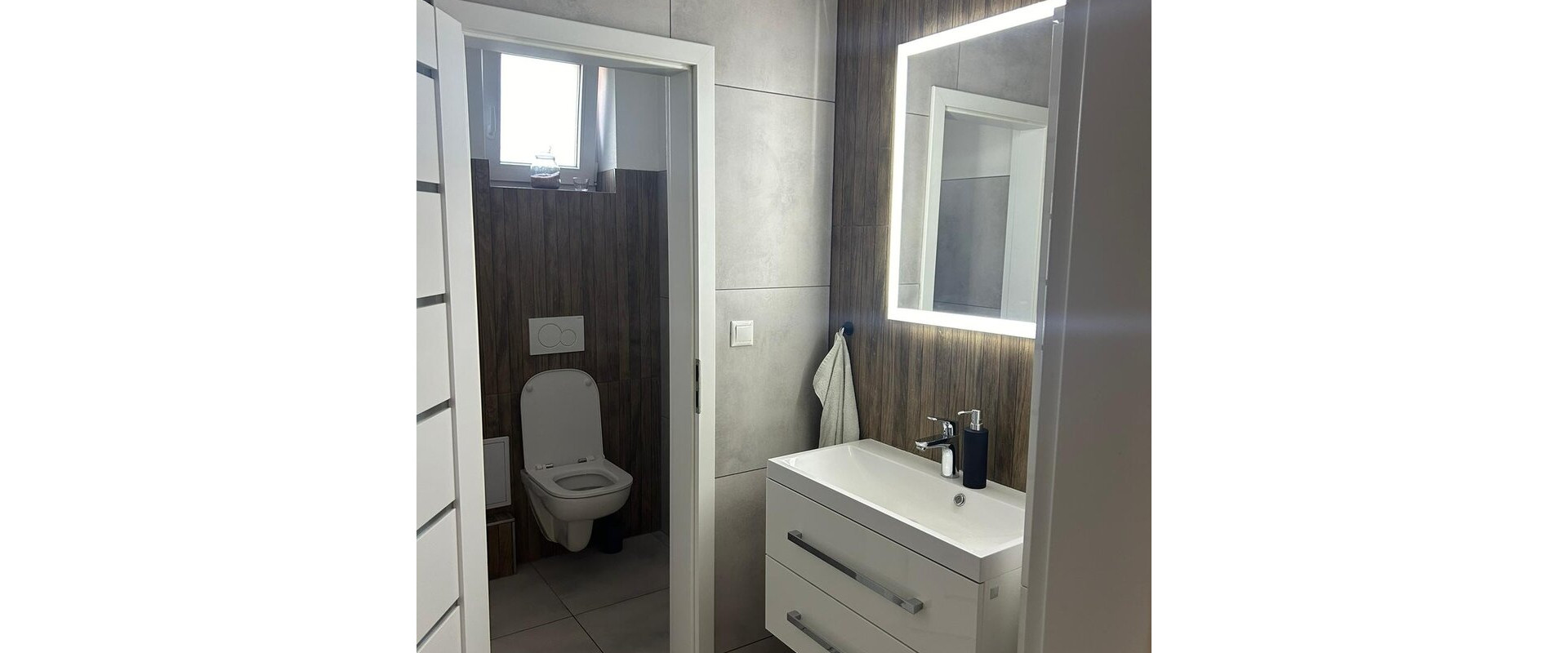 Prenájom nadštandardný 3 izbový byt  87m2 v RUŽINOVE,