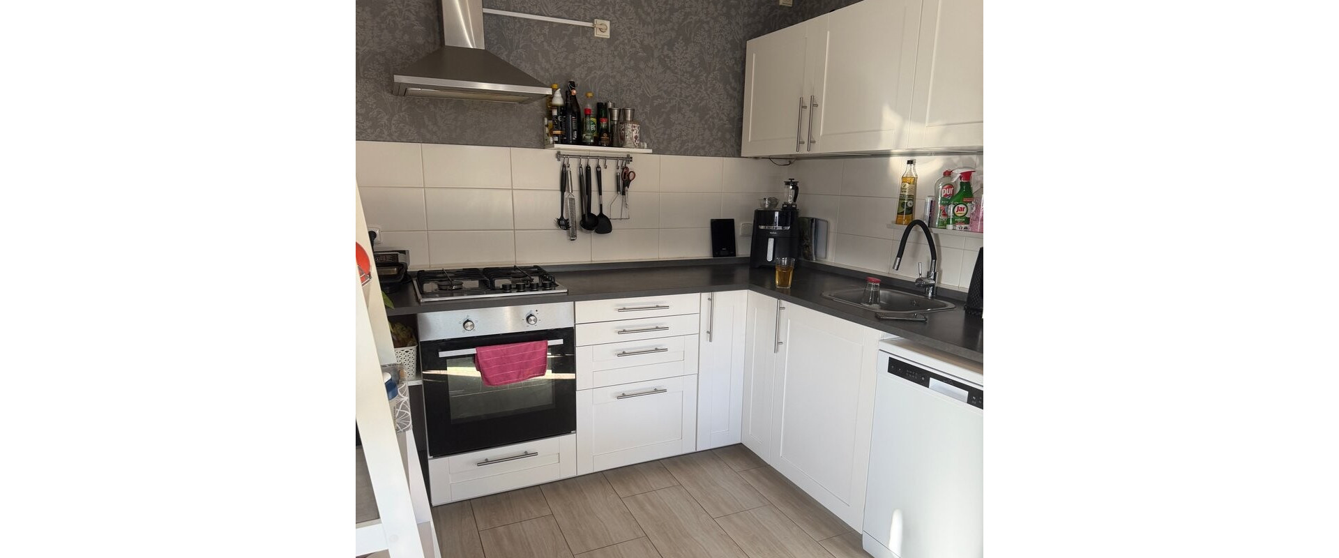 Príjemný 3-izbový byt s balkónom v skvelej lokalite blízko centra PB