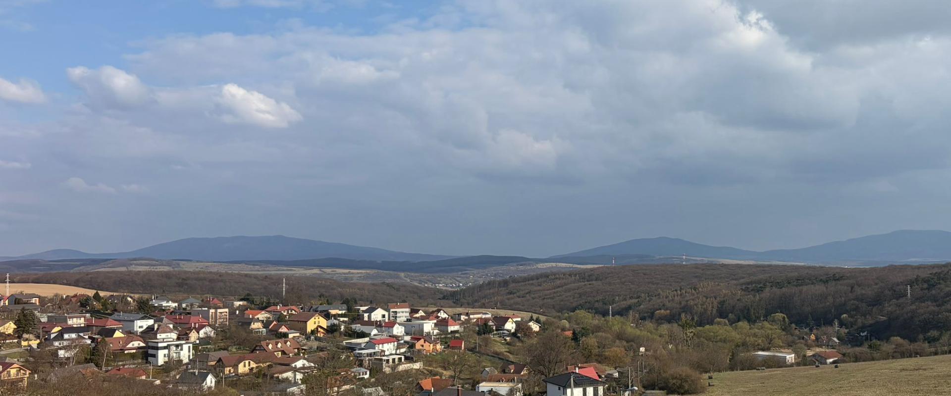 Predaj : Luxusný smart 3-izbový byt s veľkolepou terasou– Zelená stráň