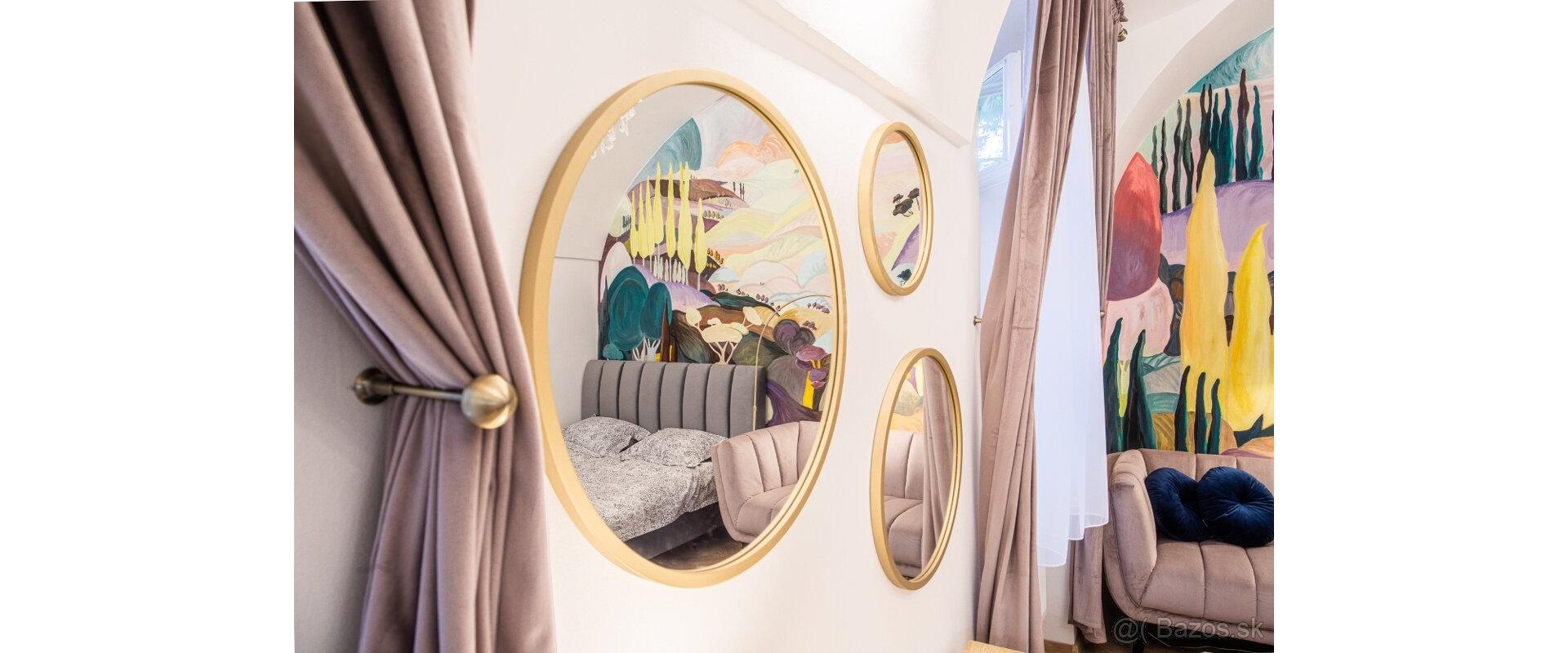 Apartmán s príbehom v historickom centre Košíc | Hlavná ulica | Airbnb investícia