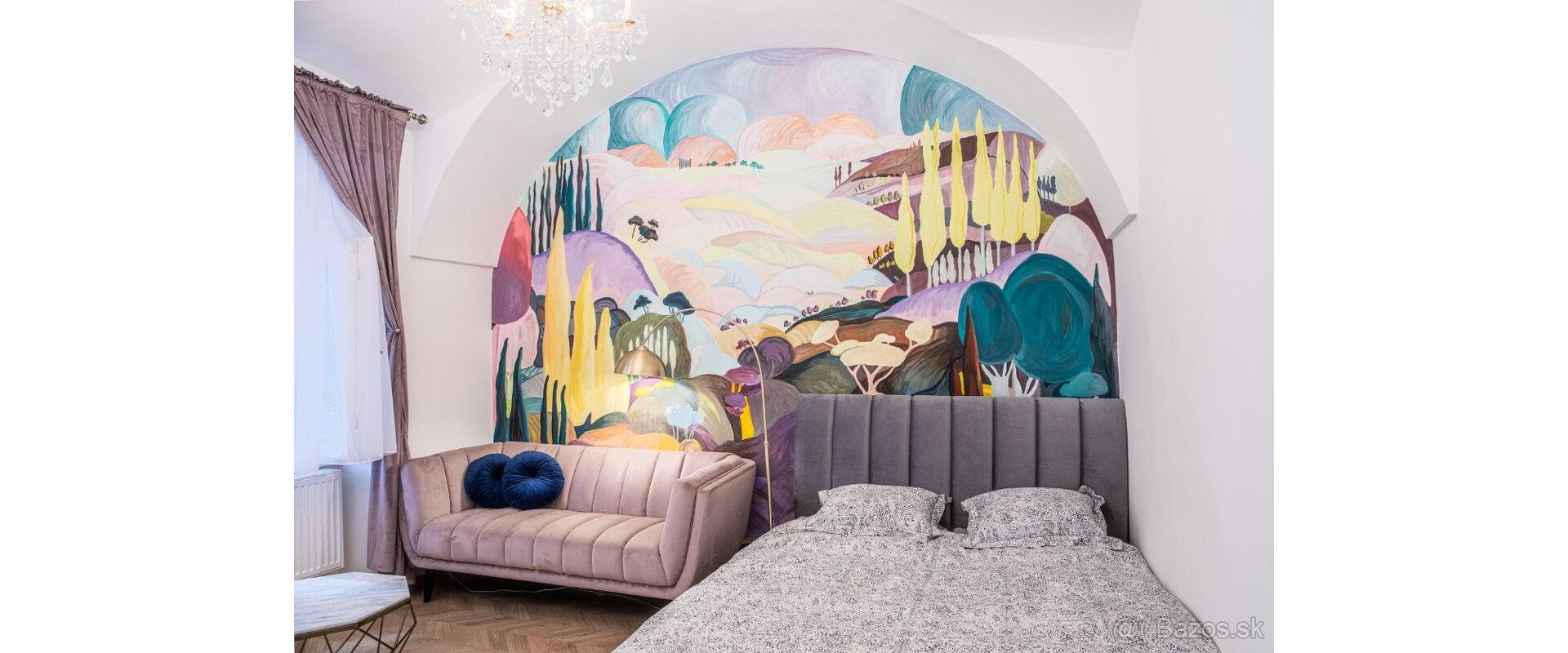Apartmán s príbehom v historickom centre Košíc | Hlavná ulica | Airbnb investícia
