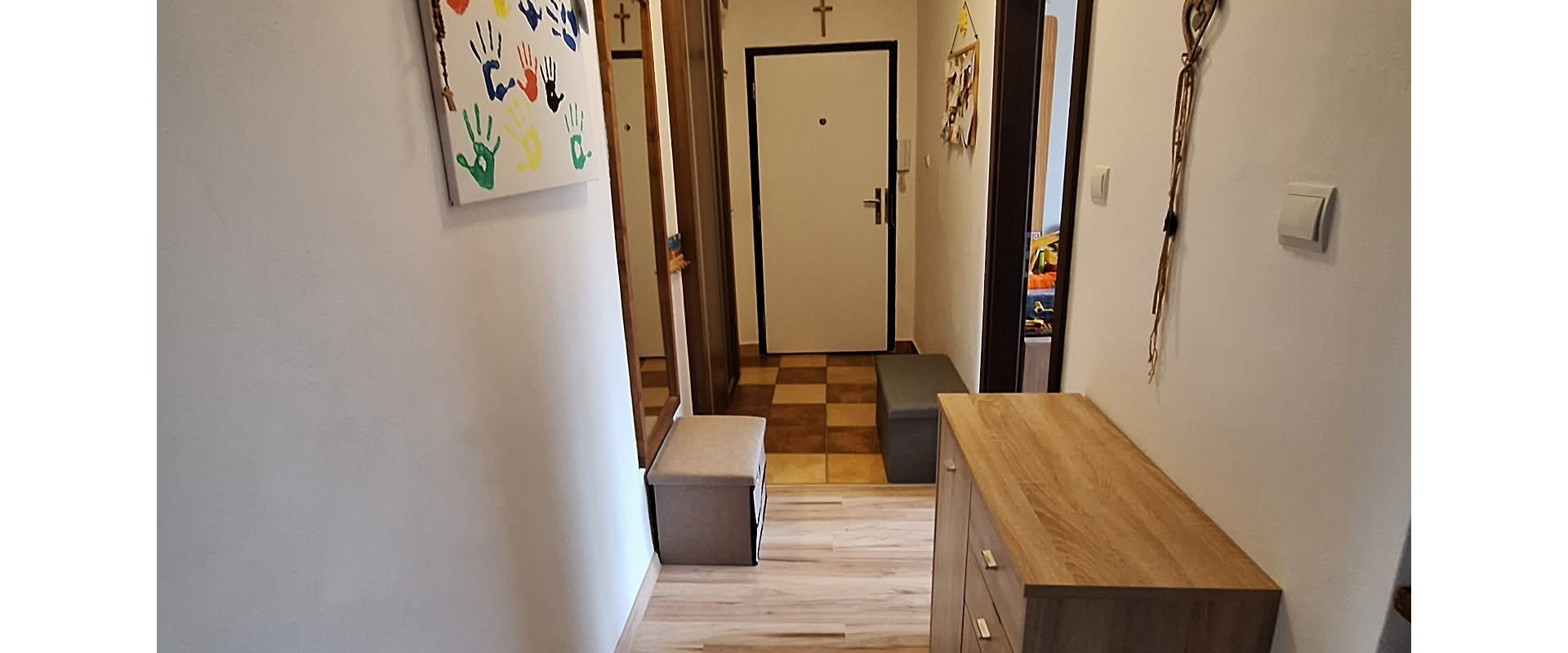 Predám 2,5 izbový byt, 55 m2, 17 Novembra, Sídlisko 2