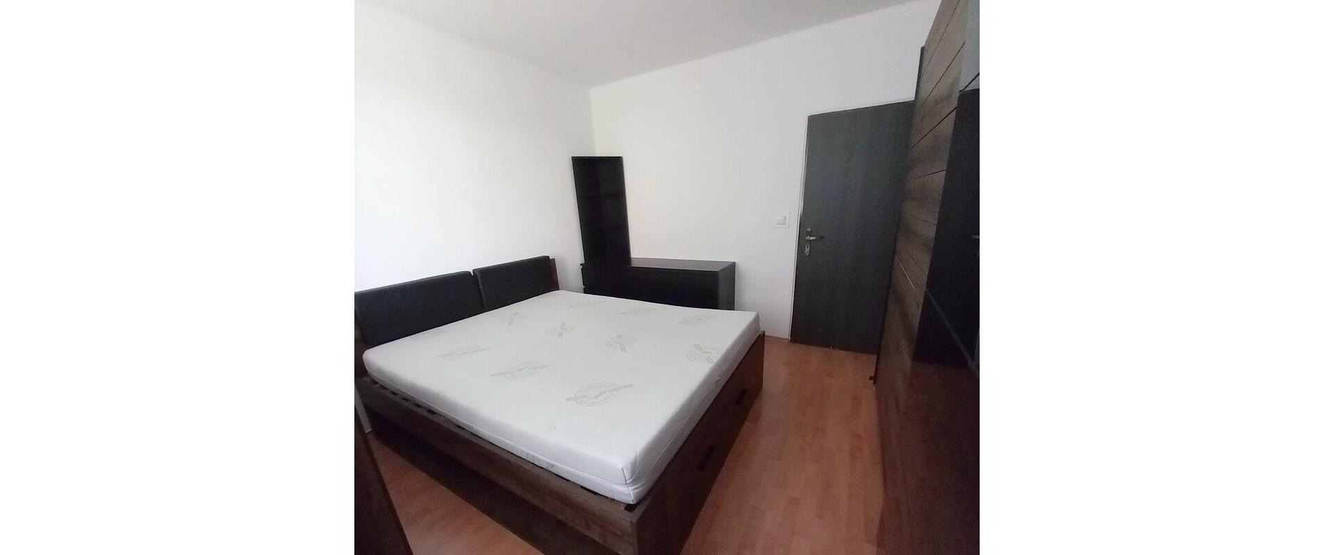 Prenájom 2-izbového bytu - 37 m² – Čadca, ul. Podjavorinskej