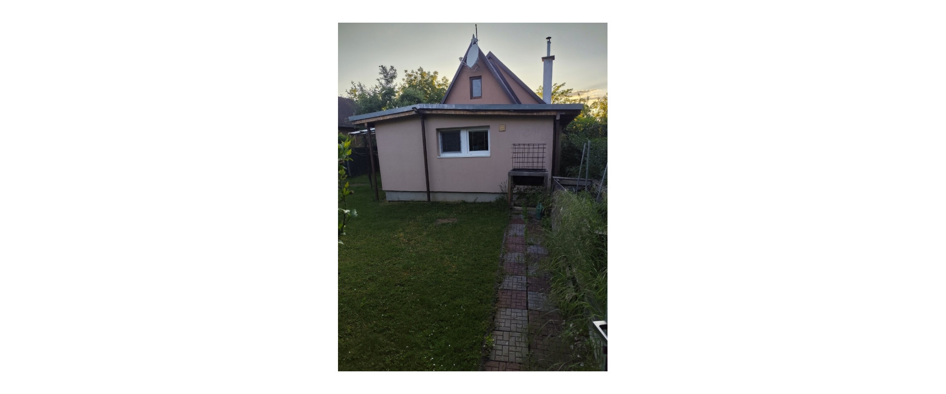 Chata pri rybníku – Trenčianske Stankovce