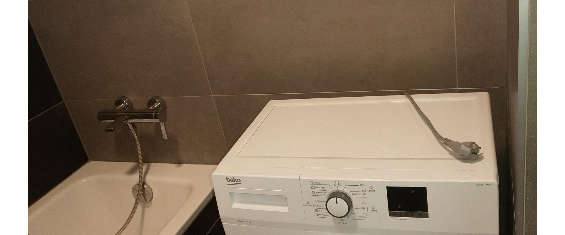 Na prenájom 3-izbový byt- 60 m² v centre mesta, pri Auparku.